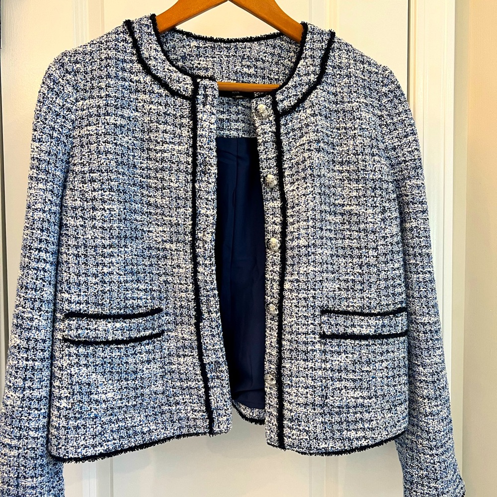 Talbots boucle lady jacket. Brand new, no tags. Size 8 Petite